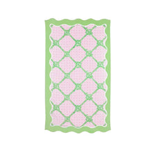 Load image into Gallery viewer, Scalloped Beach Towel