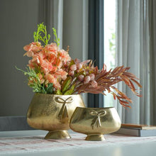 Load image into Gallery viewer, Gold Bow Accent Vase