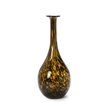 Load image into Gallery viewer, Long Neck Tortoise Print Vase