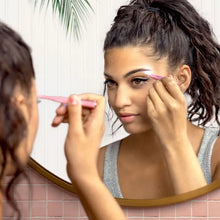 Load image into Gallery viewer, Lemon Lavender Light Up Tweezer