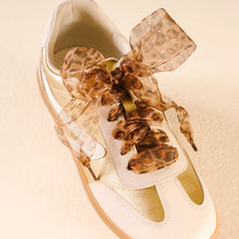 Load image into Gallery viewer, Step It Up Shoelaces