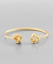 Load image into Gallery viewer, Golden Stella Cuff