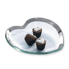 Load image into Gallery viewer, Annieglass Heart Plate
