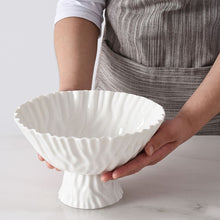 Load image into Gallery viewer, Pampa Bay White Footed Bowls