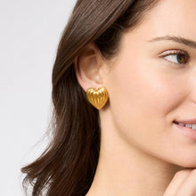 Load image into Gallery viewer, Puffy Heart Clip