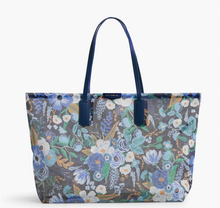 Load image into Gallery viewer, Garden Party Blue Mesh Tote & Sunscreen Bag