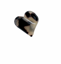Load image into Gallery viewer, Mini Heart Clip