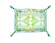 Load image into Gallery viewer, Laura Park Snap Trays