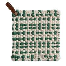 Load image into Gallery viewer, Christmas Crocheted Pot Holders