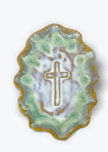 Load image into Gallery viewer, Cross Fluted Dish