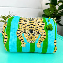 Load image into Gallery viewer, Quilted Makeup Bags