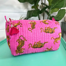 Load image into Gallery viewer, Quilted Makeup Bags