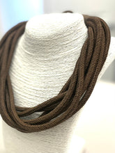 Load image into Gallery viewer, Slub 8-strand (chocolate)