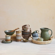 Load image into Gallery viewer, 2-1/2 Quart Stoneware Pitcher