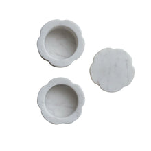 Load image into Gallery viewer, Marble Scalloped Stackable Pinch Pots