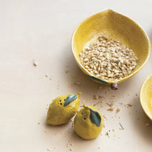 Load image into Gallery viewer, Lemon Salt & Pepper Shaker Set