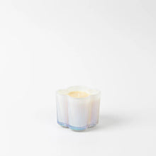 Load image into Gallery viewer, Sweet Grace Flower Shaped Vessel (White)