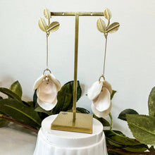 Load image into Gallery viewer, Weathered Wedding Collection