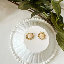 Load image into Gallery viewer, Weathered Wedding Collection