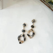 Load image into Gallery viewer, Weathered Wedding Collection