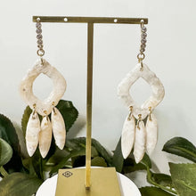 Load image into Gallery viewer, Weathered Wedding Collection