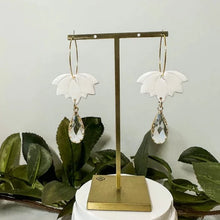 Load image into Gallery viewer, Weathered Wedding Collection