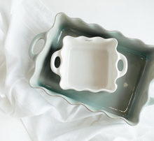 Load image into Gallery viewer, Casafina Square Ruffled Baker