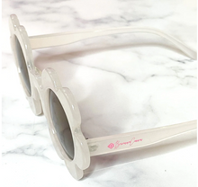 Load image into Gallery viewer, Brianna Sunglasses