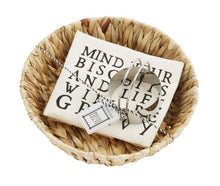 Load image into Gallery viewer, Biscuit Basket Towel Warming