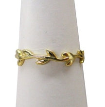 Load image into Gallery viewer, Skosh Vine Stacking Rings
