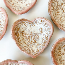 Load image into Gallery viewer, Etta Hearts