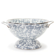 Load image into Gallery viewer, Golden Rabbit Colander