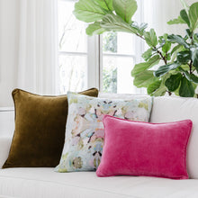 Load image into Gallery viewer, Laura Park 22X22 PILLOW