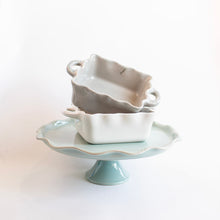 Load image into Gallery viewer, Casafina Square Ruffled Baker