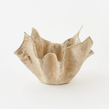 Load image into Gallery viewer, Mouchoir Planter
