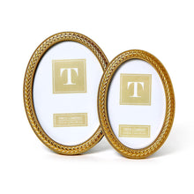 Load image into Gallery viewer, Laurel Wreath Gold Oval Photo Frames
