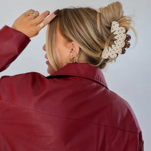 Load image into Gallery viewer, Brown &amp; Cream Petal Arch Claw
