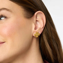 Load image into Gallery viewer, Malta Canterbury Stud
