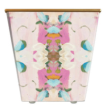 Load image into Gallery viewer, Laura Park Cachepot Candles
