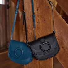 Load image into Gallery viewer, Kiva Small Crossbody - Pebbled Leather | Black

