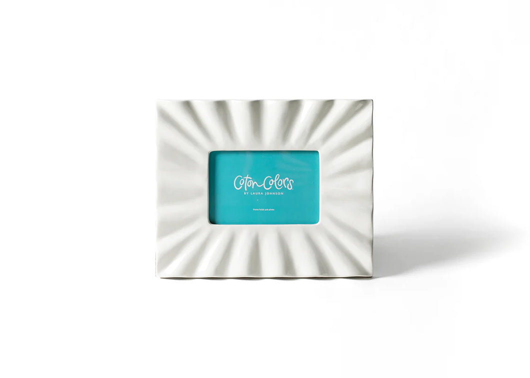 Signature Ruffle 11 Frame White