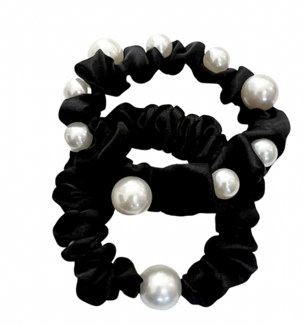 Amanda Scrunchies Set