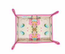 Load image into Gallery viewer, Laura Park Snap Trays
