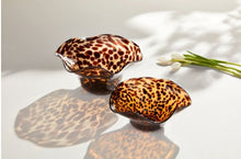 Load image into Gallery viewer, Tortoise Ruffle Bowl
