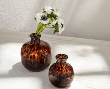Load image into Gallery viewer, Large Tortoise Vase
