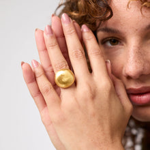 Load image into Gallery viewer, Solara Ring - Gold

