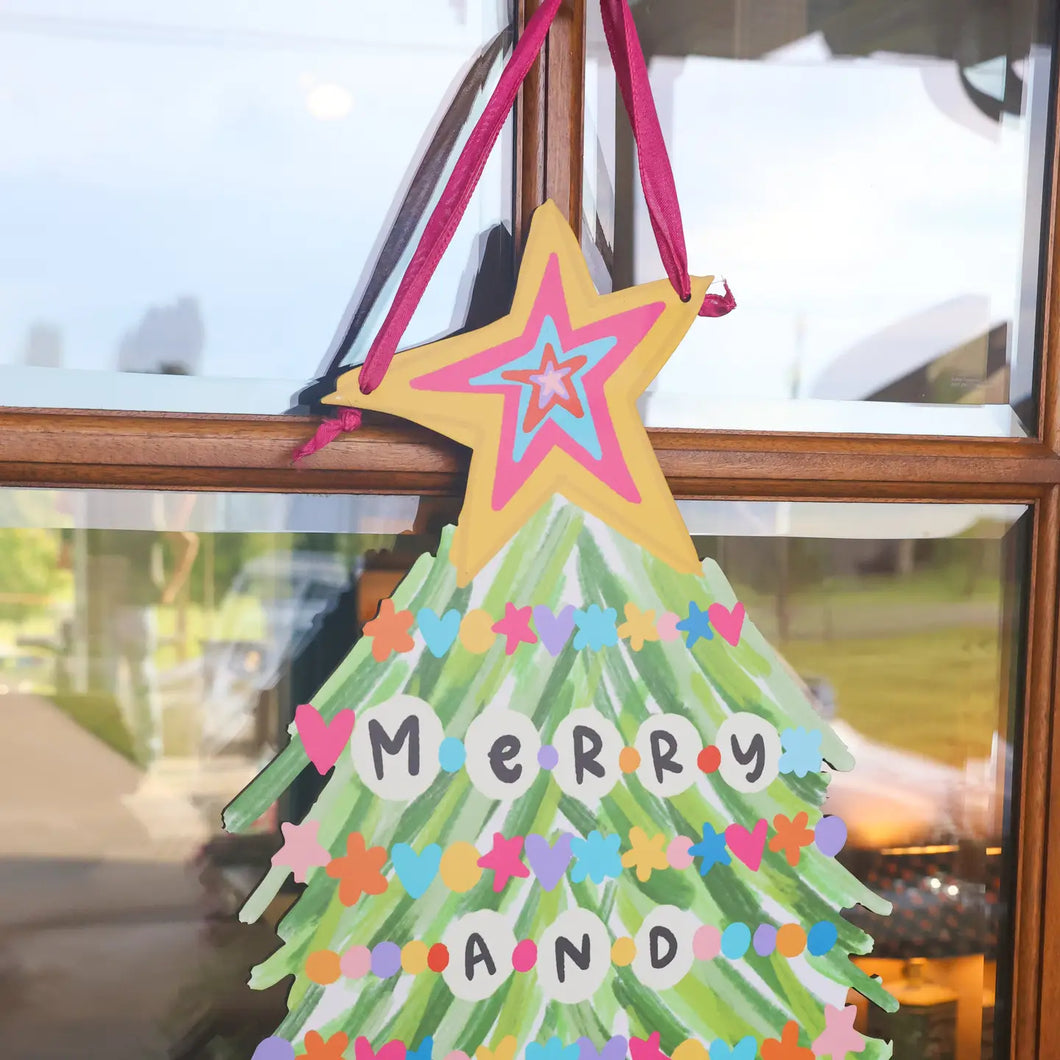 Merry and Bright Friendship Bracelet Tree Doorhanger