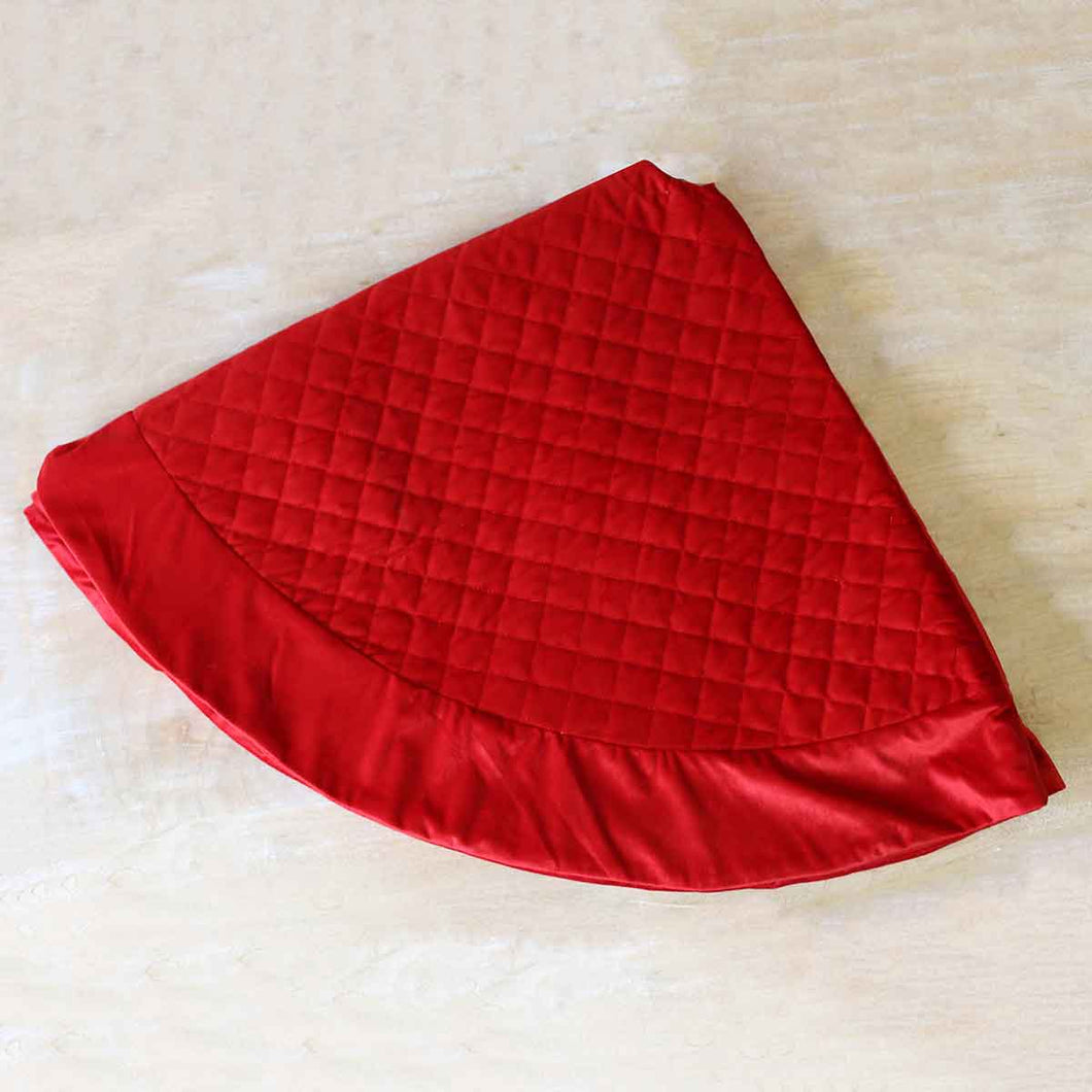 Red Quilted Tree Skirt