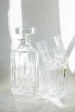 Load image into Gallery viewer, Admiral 3pc Decanter/Tumbler Set
