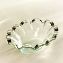 Load image into Gallery viewer, Annieglass Ruffle Oval Dip Bowl
